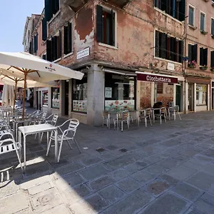 Cannaregio S Apartment